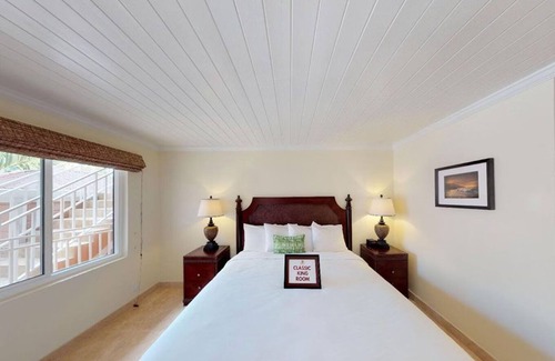 Christiansted Hotel | Modern Downtown Stay Perfect for Exploring Christiansted Markets, Shops