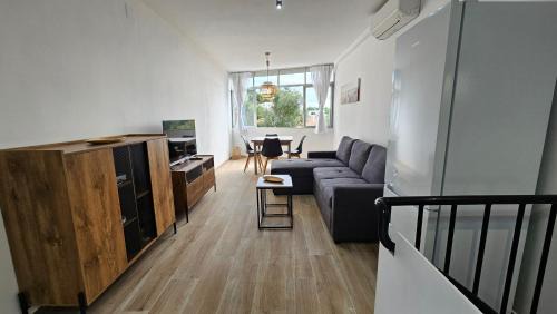 Tarragona Apartment | Modern Duplex Studio with BBQ