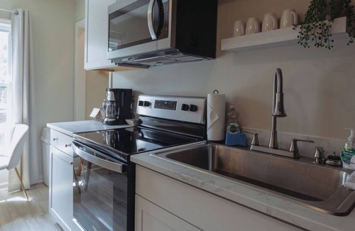 Johnson City Apartment | Modern Farmhouse Apartment in Johnson City