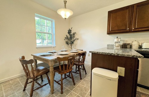 Murfreesboro House | Modern Farmhouse near MTSU, 2BR, King, Accessible