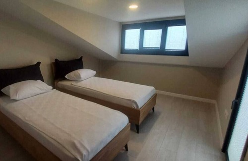 Gaziosmanpasa Apartment | Modern Flat #5