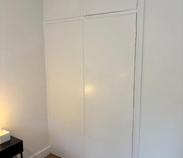 Penge and Cator Apartment | Modern Flat In Penge - 3 person