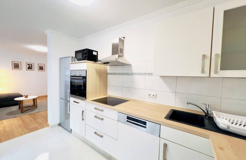 Fachbach Apartment | Modern & flooded with light - vacation apartment with terrace