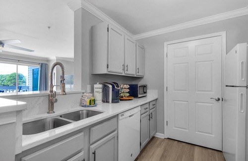 Indian Bayou Condo | Modern, Fully Updated Destin Condo Near the Beach. A Dog Friendly Peaceful Oasis