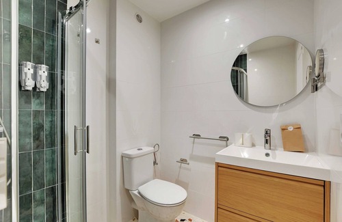 Meudon-la-Foret Apartment | Modern "green Suites" Residence - Meudon/velizy