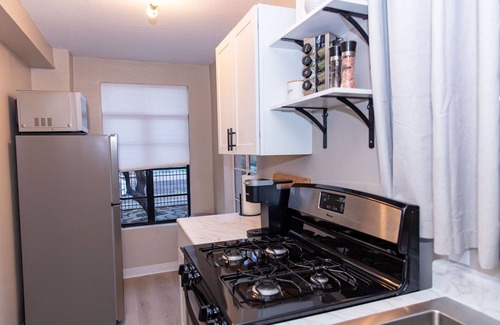 Governmental Mall Condo | Modern Home in Heart of Downtown Phoenix: Unit A