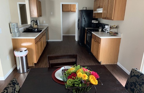 Los Cielos House | Modern Home Minutes Away from COTA & Downtown Austin.