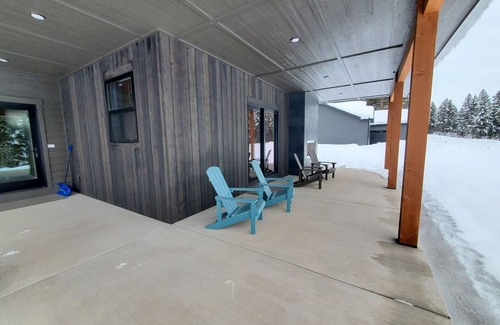 Seeley Lake House | Modern home ~ Pet Friendly ~ In-law Suite
