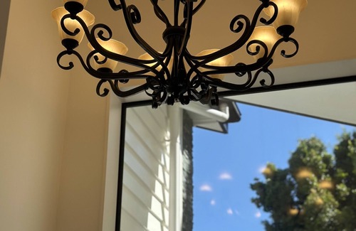 Hauraki Villa | Modern Home Takapuna | WI-FI | near Beach & CBD