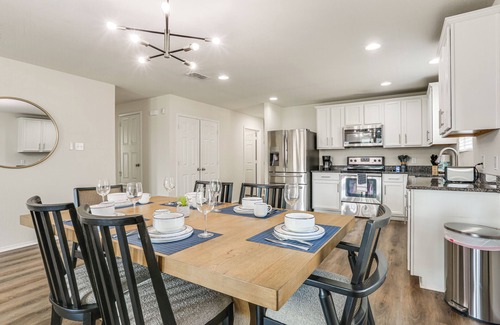 Little Elm House | Modern Home w/Private Yard & Patio in Little Elm!