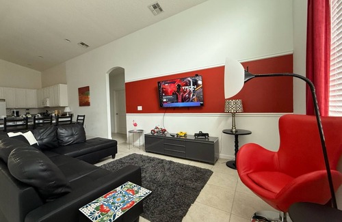 Kissimmee House | Modern home w private pool in Sonoma – near Disney