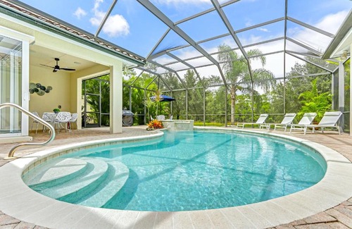 Central Naples House | Modern home w screened pool, hot tub, & comm amenities!