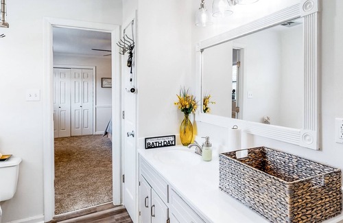 Gracewood House | Modern home with a game room, washer/dryer, AC, covered patio, & large yard