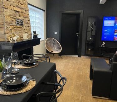 Montopoli di Sabina Villa | Modern House