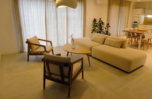 Lacanau House | Modern house with swimming pool, between lake and forest