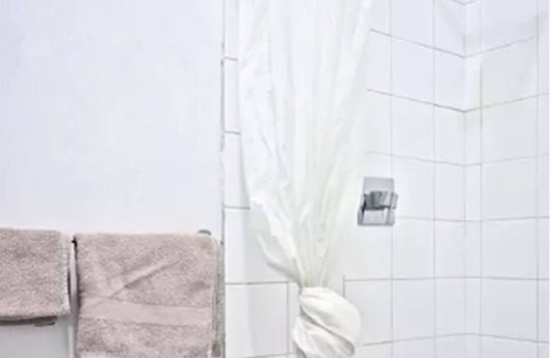 Downtown Johannesburg Apartment | Modern, Industrial-Style Studio Apartment in Cultural Neighbourhood