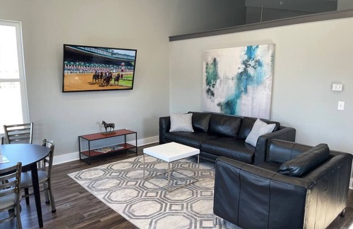 Wyandotte Condo | Modern Loft+Sky Deck~Walk to Bourbon & Beyond