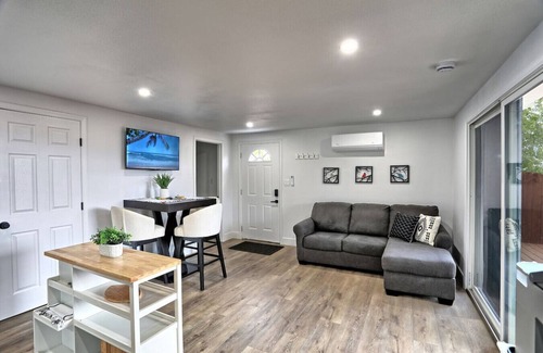 West University House | Modern Luxe Guest House | Stunning Views + Parking