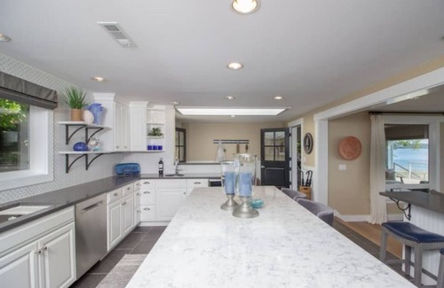 Olympia House | Modern Luxe Waterfront Home