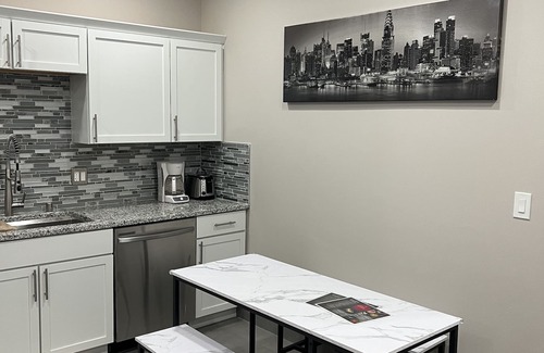 Riverwest Apartment | Modern luxury! 2 bedrooms- reserve it now!