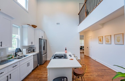 College Park House | Modern Luxury Home Minutes from ATL Airport & Downtown