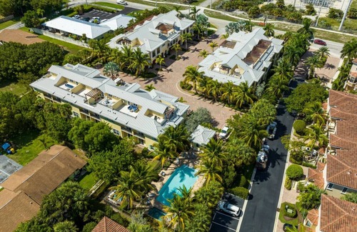 Jupiter Condo | Modern Luxury Townhome near Beach/Golf/Boating