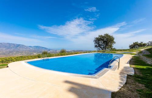 Ojen House | Modern Marbella Villa, Pool, Ocean & Mountain View