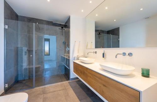 Ojen House | Modern Marbella Villa, Pool, Ocean & Mountain View