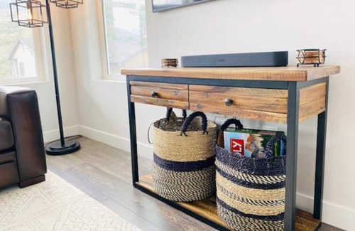 Deer Mountain House | Modern Mountain Retreat with Hot Tub and Views