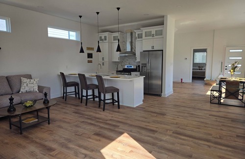 Fountain Square House | Modern New Construction in Fountain Square near downtown Indianapolis - Sleeps 7