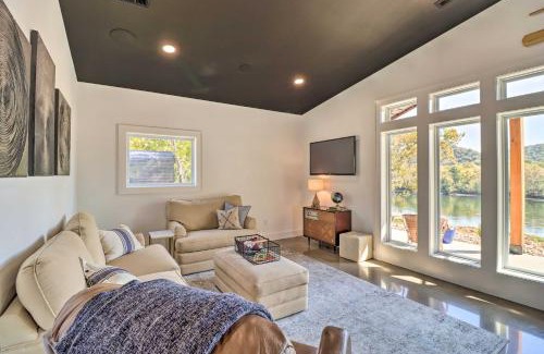 Norfork House | Modern Norfork House with Patio on White River!