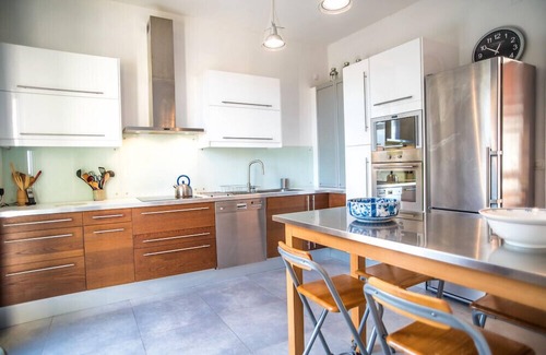 Arcachon Villa | Modern oasis with a heated pool