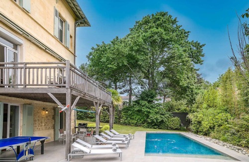 Arcachon Villa | Modern oasis with a heated pool