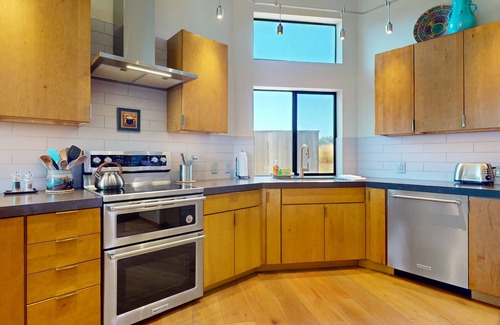 Sea Ranch House | Modern, Ocean View Home on the Golf Course w/Private Hot Tub & 2 Fireplaces