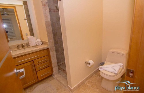 San Carlos Apartment | Modern Ocean View Playa Blanca Condo