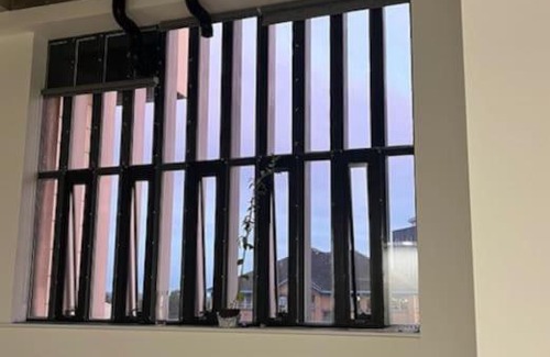 West Bromwich Apartment | Modern Open Loft West Bromwich