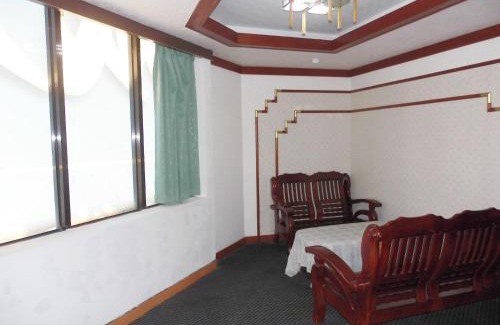 Kaohsiung City Centre Hotel | Modern Plaza Hotel