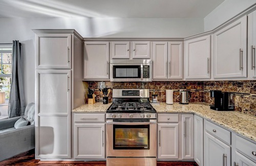 Pocono Summit House | Modern Pocono Home w/Game Room, Deck & Firepit, super close to Kalahari Resort