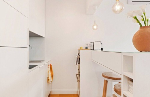 Belem Apartment | Modern Portuguese 1 BDR Flat Belem