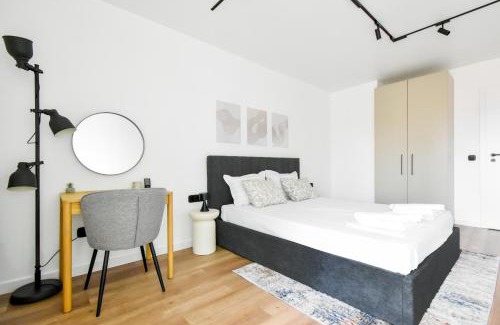 rayon Triaditsa Apartment | Modern & Quiet 1BR Near Center by Flat Mаnager