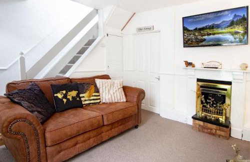 Exeter House | Modern Quirky Exeter City Cottage 2 min walk - shops
