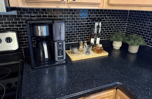 Mountain House | Modern Rustic Cabin - 2BR/1BA + Kid-Friendly Bunk Room & Fireplace