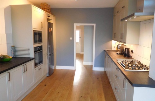 Wandle Valley House | Modern, spacious, 3 bedroom house