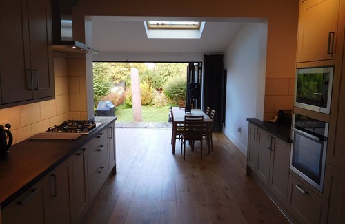 Wandle Valley House | Modern, spacious, 3 bedroom house