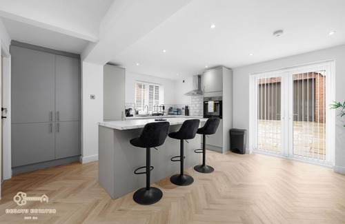 Clayton House | Modern & Spacious 3Bedroom property, 0.7 miles from Ethiad stadium & Co-Op Live