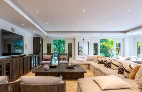 La Romana Villa | Modern Spacious 8-bedroom villa in a luxury Casa de Campo. Gym + 3 staff bedroom
