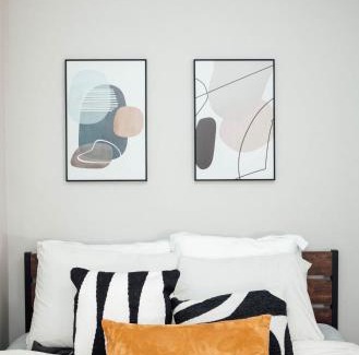 Grand Boulevard Apartment | Modern & Spacious Stay by Northwestern Hospital Bronzeville