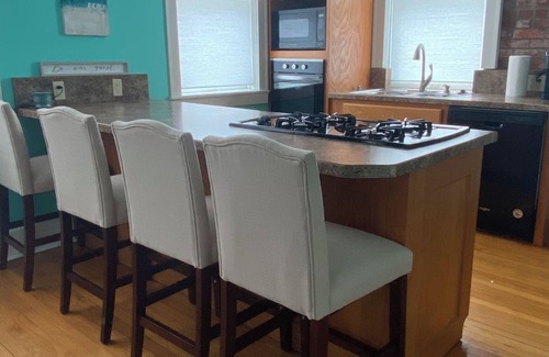 Ironton Apartment | Modern Studio Apartment on courthouse square