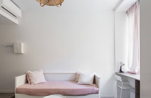 Lepante Quarter Apartment | Modern studio in Central Nice, close to Jean Médecin and station - Welkeys