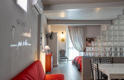 Piazza Apartment | Modern studio in city center city view 46 m² balcony